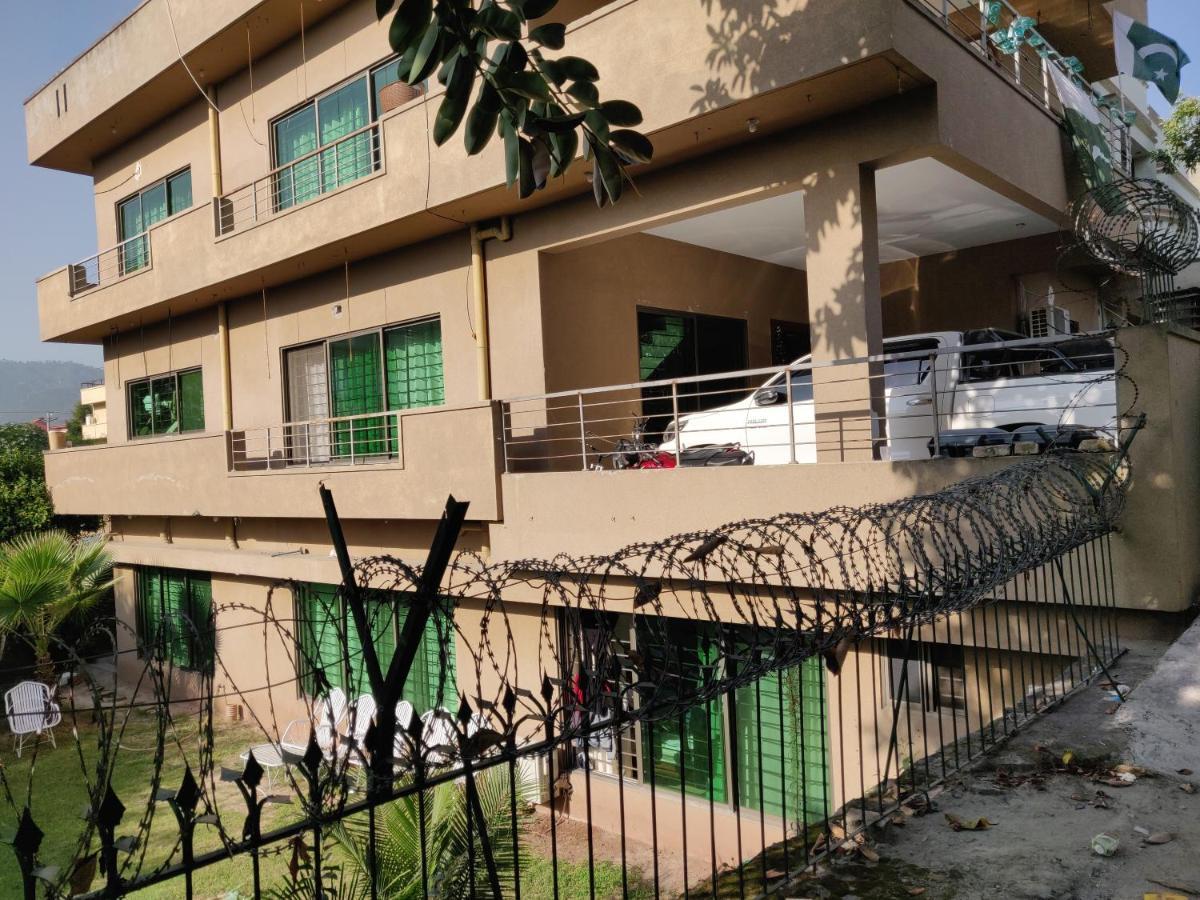Hotel The Travelers Den Islamabad Exterior foto