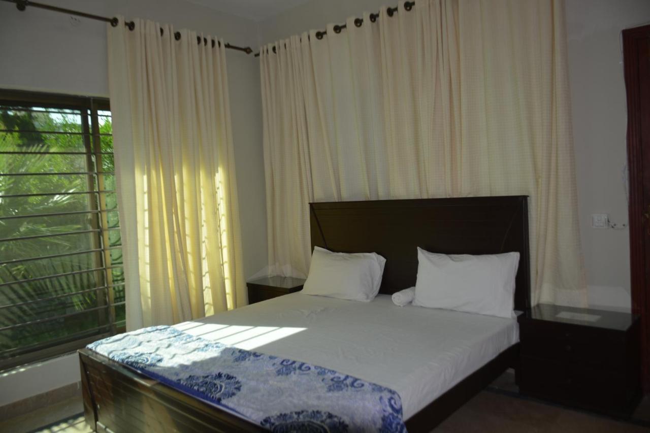 Hotel The Travelers Den Islamabad Exterior foto