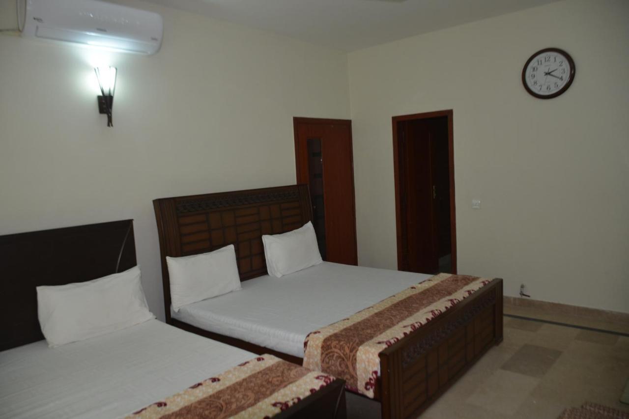 Hotel The Travelers Den Islamabad Exterior foto